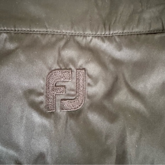 FootJoy Men's Black Sleeveless Polyester Vest 2 zip pockets Golf windbreaker XL - Picture 5 of 9